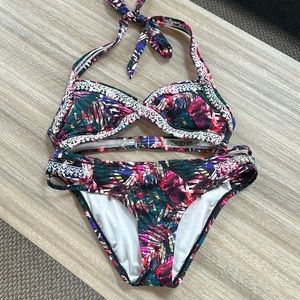 Victoria’s Secret Pink bikini